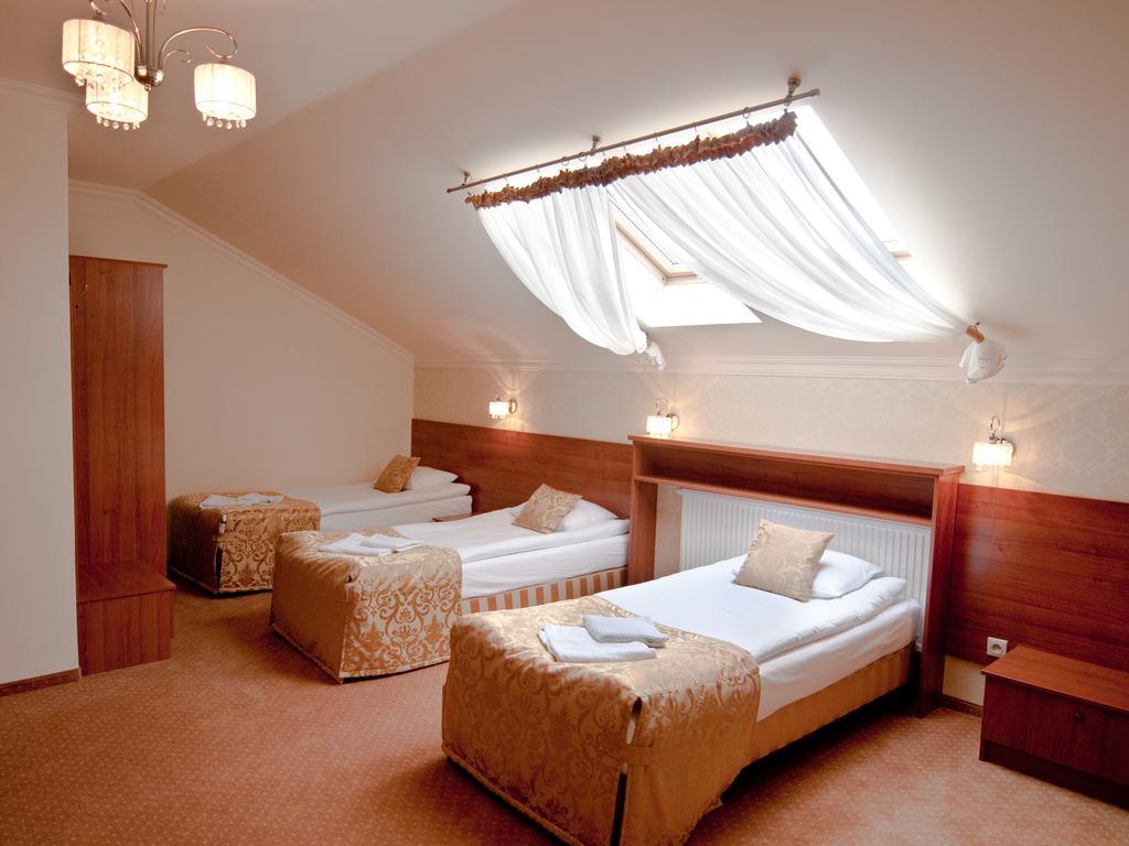 Villa Anna Tarnobrzeg Kamer foto